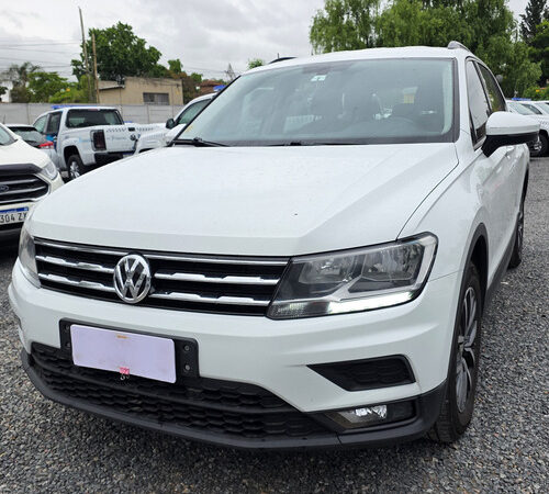 D_841641-MLA97096579810_112025-O Volkswagen Tiguan Allspace 1.4 Tsi Trendline 2018 Semini Lu
