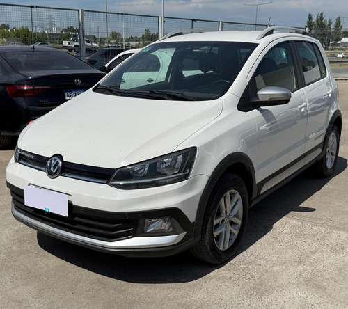 Volkswagen Crossfox 1.6 Msi 16v Us 2015 Lucas Semini