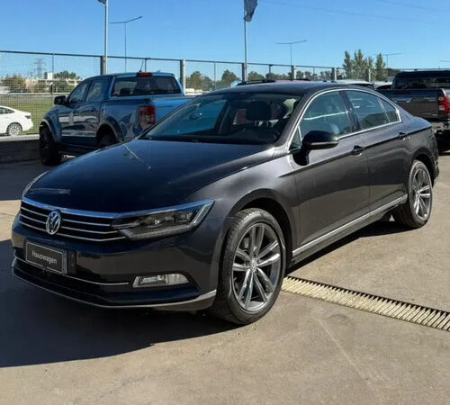 Volkswagen Passat 2.0 Tsi Highline 220cv Dsg - Mv