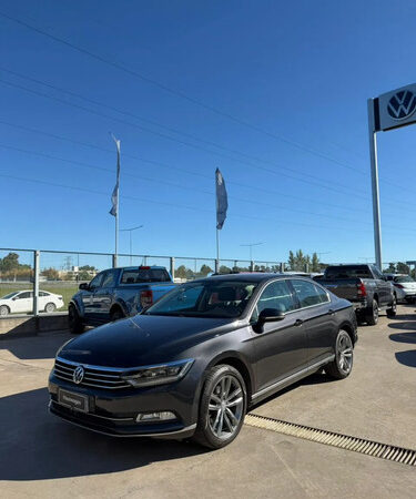 Volkswagen Passat 2.0 Tsi Highline 220cv Dsg