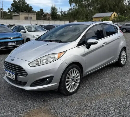 Ford Fiesta Kinetic 1.6 Titanium Powershift 120cv