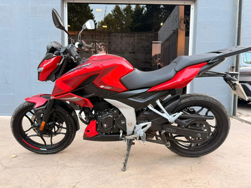 Bajaj Rouser N250 2024 - Gf