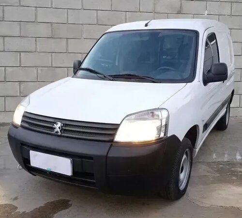 D_643243-MLA110832110430_052026-O Peugeot Partner 1.6 Hdi Furgon Confort 92
