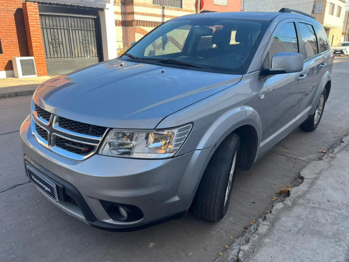 D_722730-MLA111637573891_052026-O Dodge Journey 2.4 Sxt 170cv (techo, Dvd, Nav) Lk