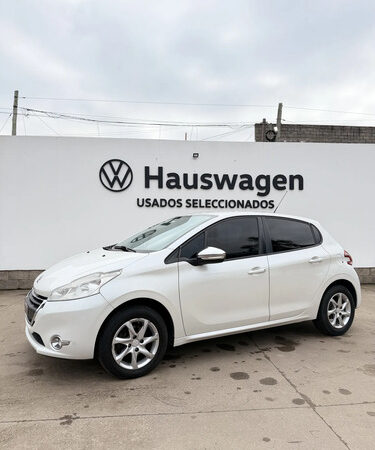 Peugeot 208 1.5 Allure Touchscreen