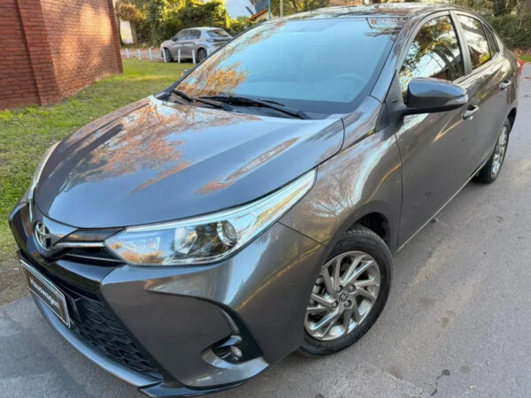 D_632766-MLA115780678707_082026-F Toyota Yaris 1.5 107cv Xls