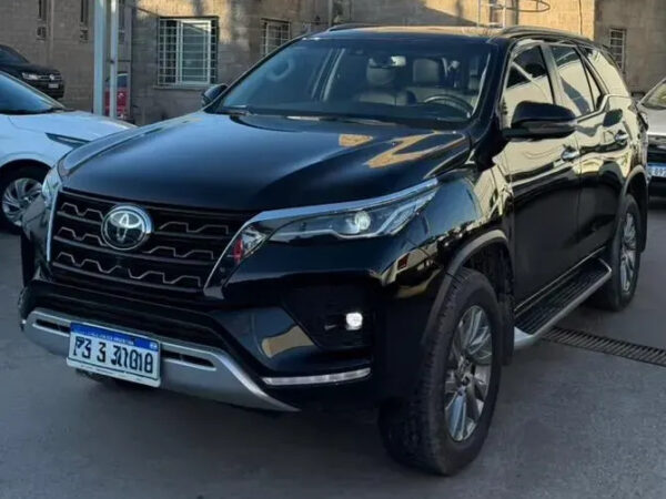 Toyota Hilux Sw4 2.8 Srx 177cv 4x4 7as 6at