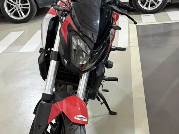 Bajaj Dominar 250 2023