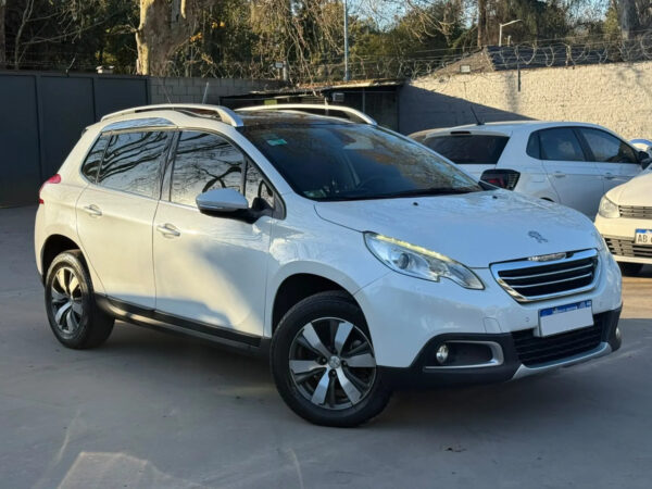 Peugeot 2008 1.6 Feline