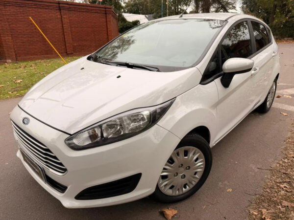 D_905520-MLA117110239930_102026-F Ford Fiesta Kinetic 1.6 S